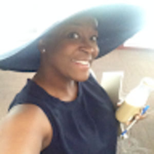 Meet your Posher, Tia